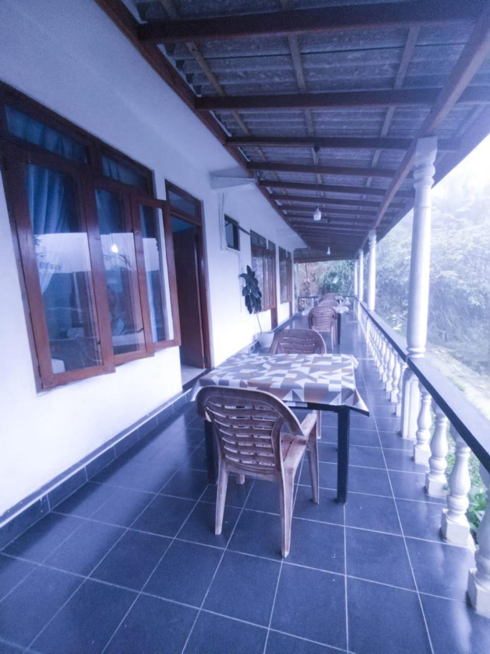Soorya Inn Ella Extérieur photo