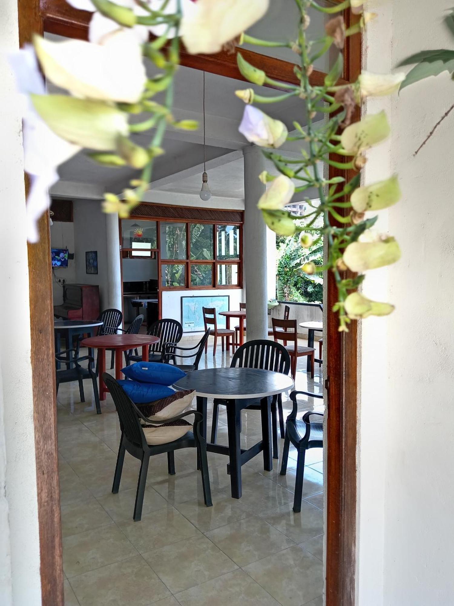 Soorya Inn Ella Extérieur photo