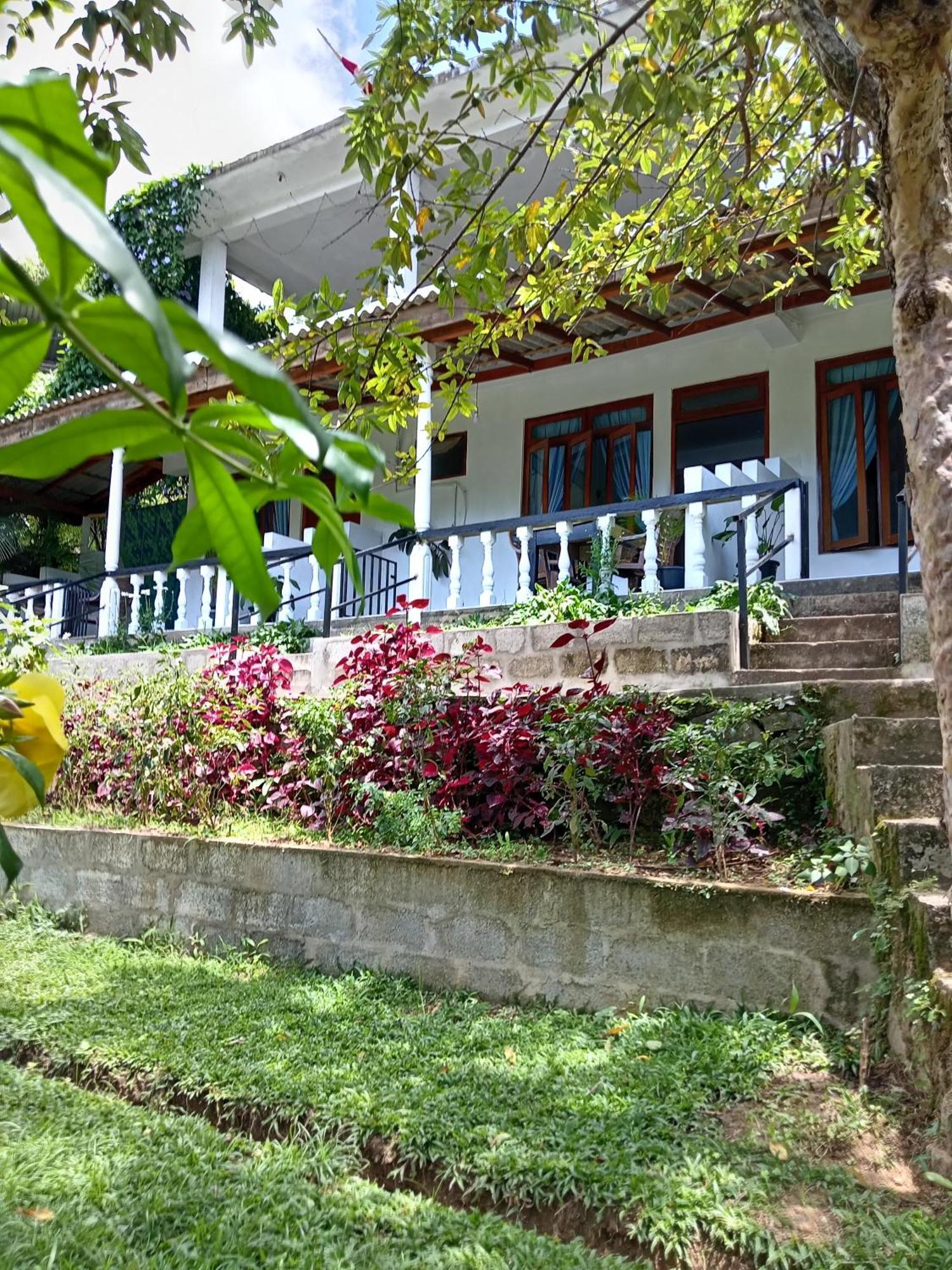 Soorya Inn Ella Extérieur photo